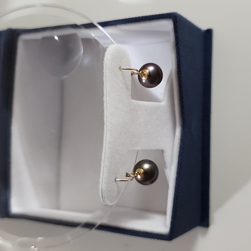 Tahitian Black Pearl Earrings